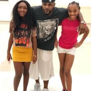 Meet your Posher, Wayne